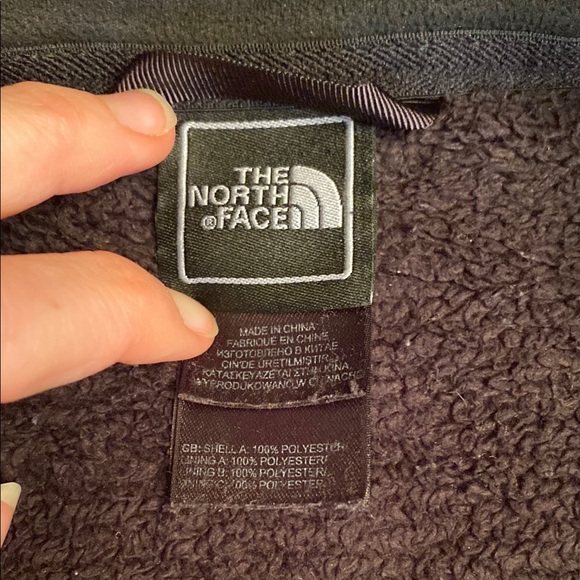 The North Face Women's Soft Fleece Jacket - Picture 4 of 5